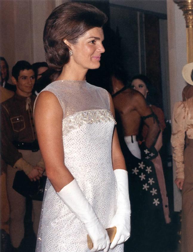 Real reference photo for Jackie Kennedy: Jacqueline Kennedy after State Dinner, 1962